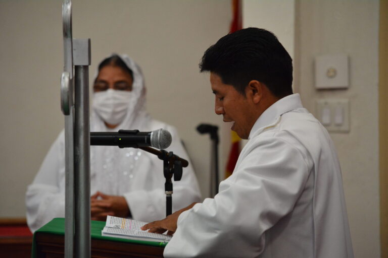 Celebración de la Palabra/ Celebration of the Word of God