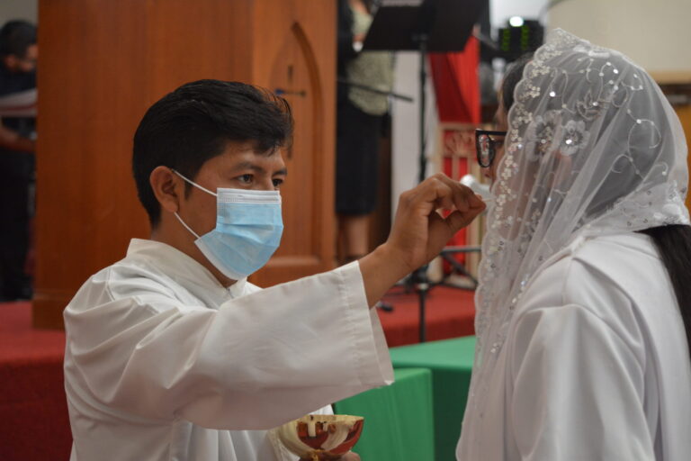 Celebración de La Palabra/ Celebration of the Word of God