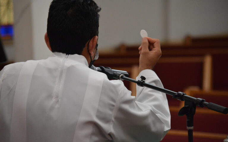 Celebración de la Palabra/ Celebration of the Word of God