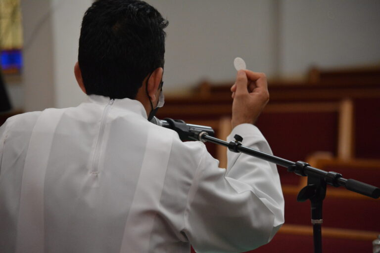 Celebración de la Palabra/ Celebration of the Word of God