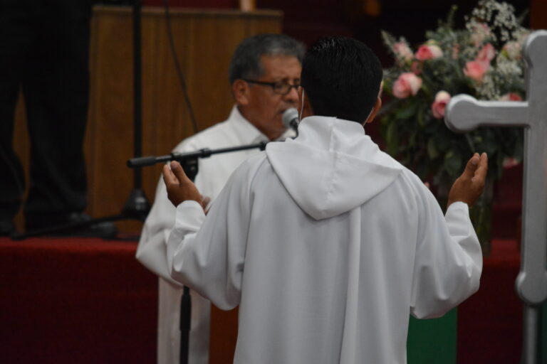 Celebración de La Palabra/ Celebration of the Word of God